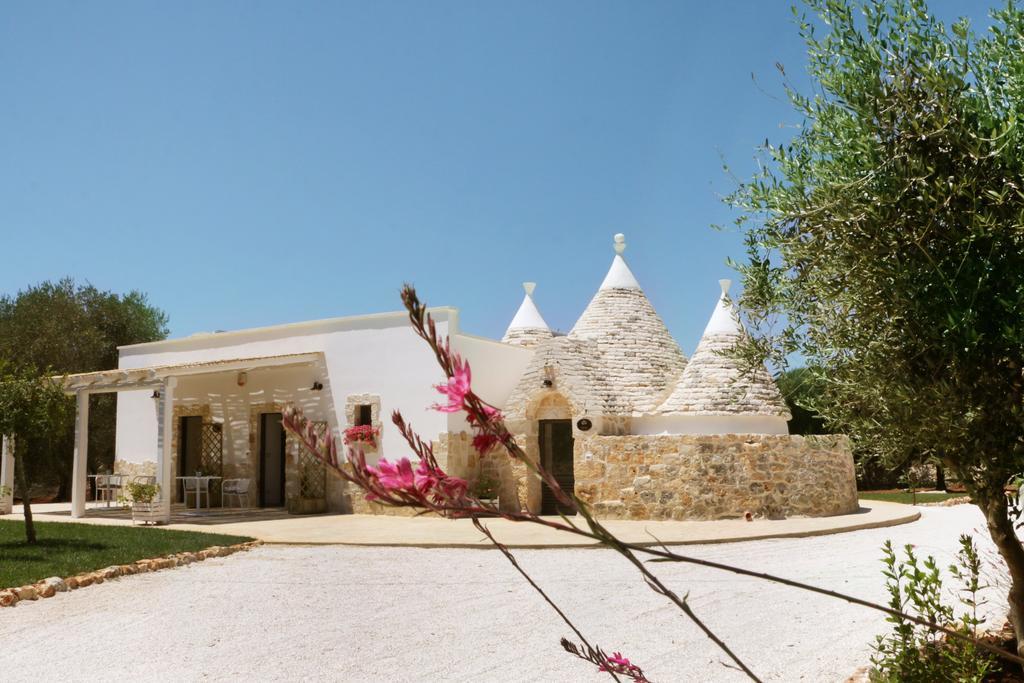 Residence Spadalunga San Michele Salentino Luaran gambar